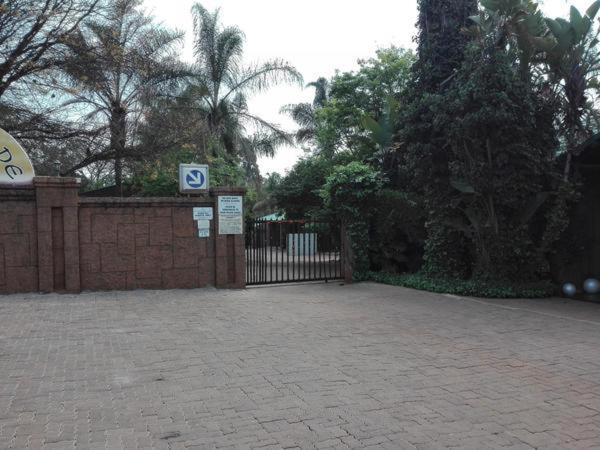 Waterside Lodge Cc Piet Retief Kültér fotó